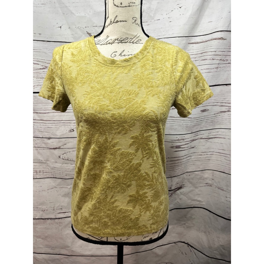 C&C California Women's Size S Green Textured Floral‎ Short Sleeve T-Shirt